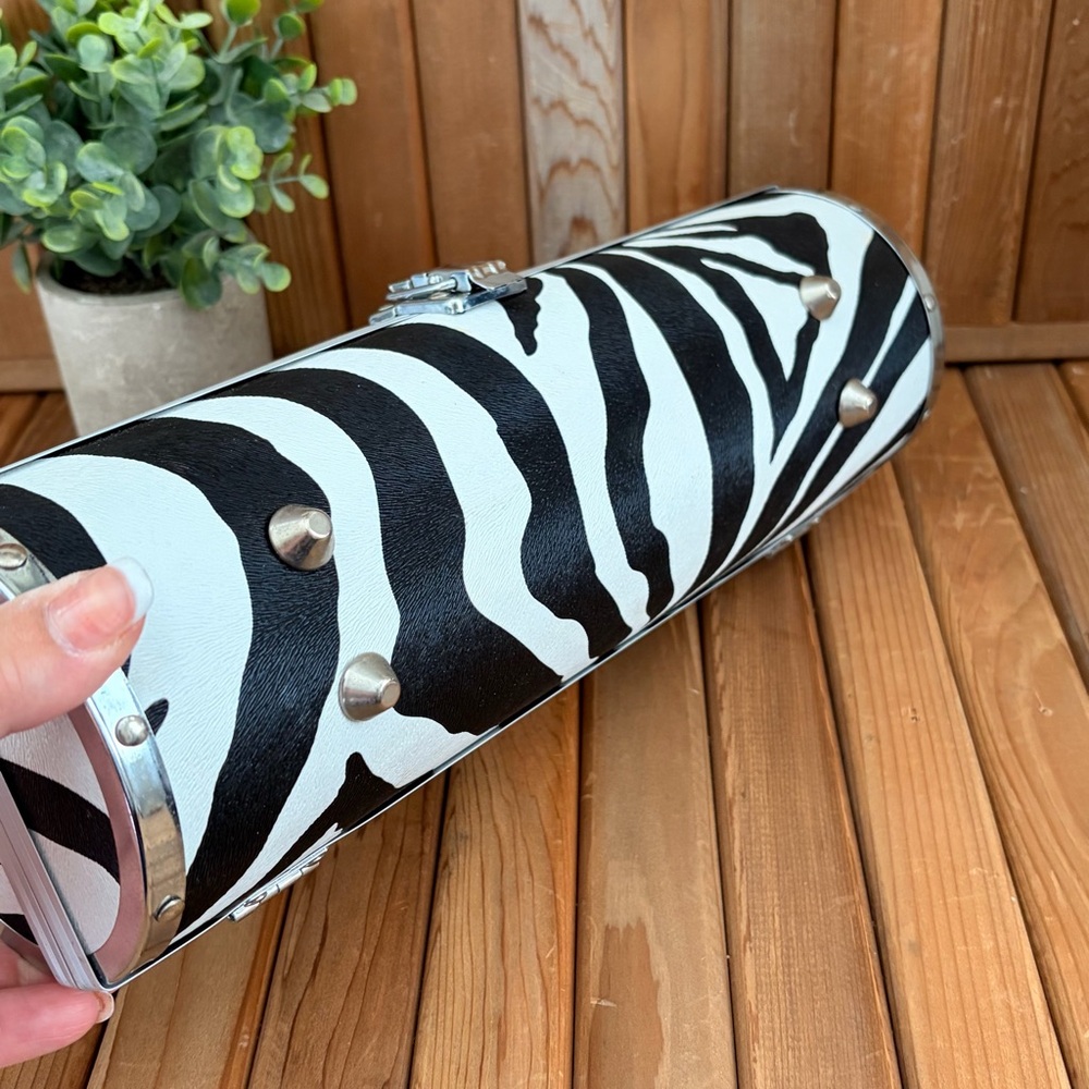 Vintage Style Y2K Zebra Print Wine Case, Repurposed Purse - Picture 3 of 10
